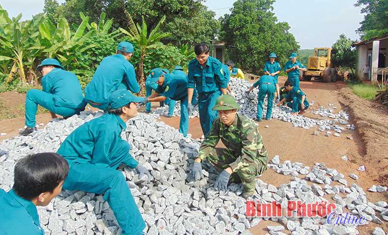 Lực lượng vũ trang Đồng Xo&agrave;i thực hiện tốt d&acirc;n vận