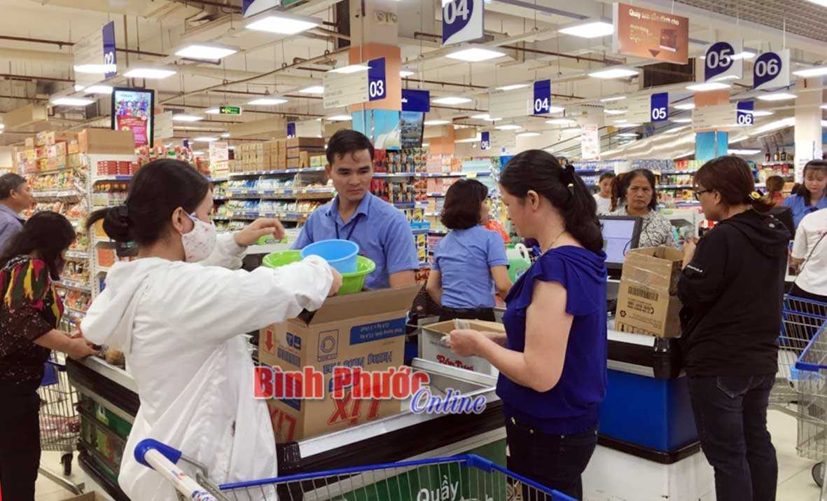 Siêu thị Co.opmart triển khai “Ngày không túi ni-lon”