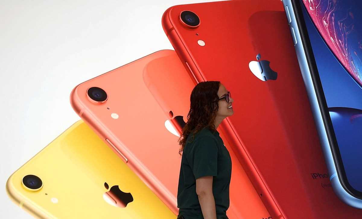 Apple và giá iPhone mắc kẹt trong cuộc chiến thương mại Mỹ-Trung