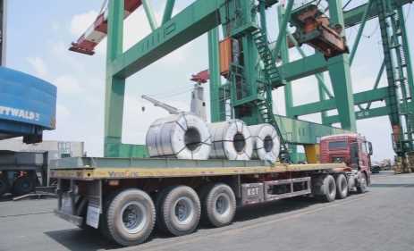 4 tháng, doanh thu vận tải, kho bãi và dịch vụ hỗ trợ khoảng 601,8 tỷ đồng