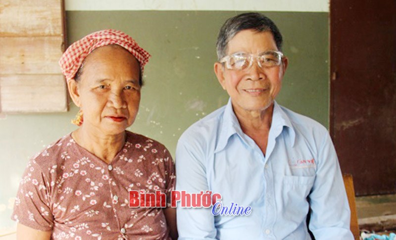 Nữ du k&iacute;ch S&rsquo;ti&ecirc;ng một l&ograve;ng theo c&aacute;ch mạng