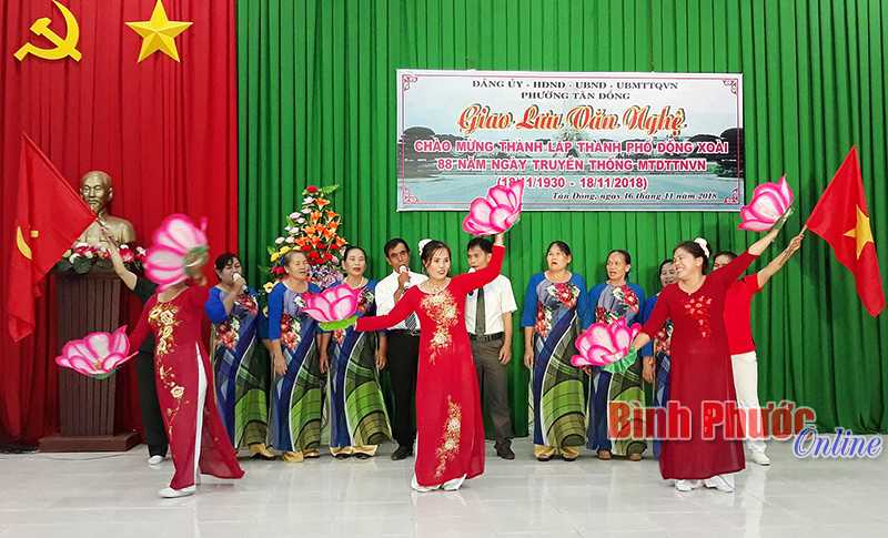 T&acirc;n Đồng ph&aacute;t triển phong tr&agrave;o văn nghệ quần ch&uacute;ng