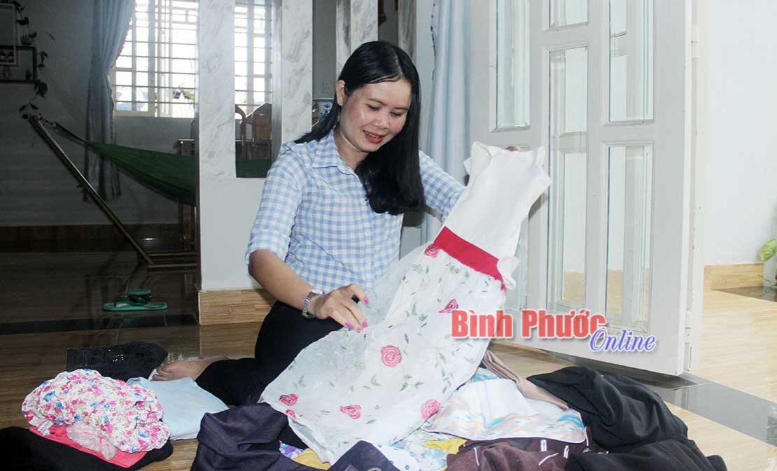 C&ocirc; gi&aacute;o hết l&ograve;ng v&igrave; đồng b&agrave;o S&rsquo;ti&ecirc;ng