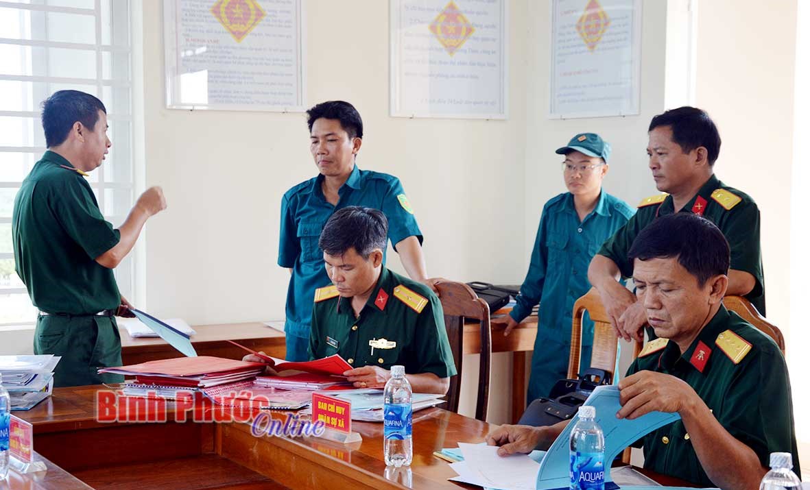 Đảng bộ Ph&ograve;ng Ch&iacute;nh trị Bộ CHQS tỉnh chủ động tham mưu c&ocirc;ng t&aacute;c đảng v&agrave; ch&iacute;nh trị