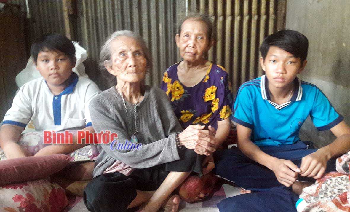 B&agrave; B&ugrave;i Thị Li&ecirc;n mong được trợ gi&uacute;p