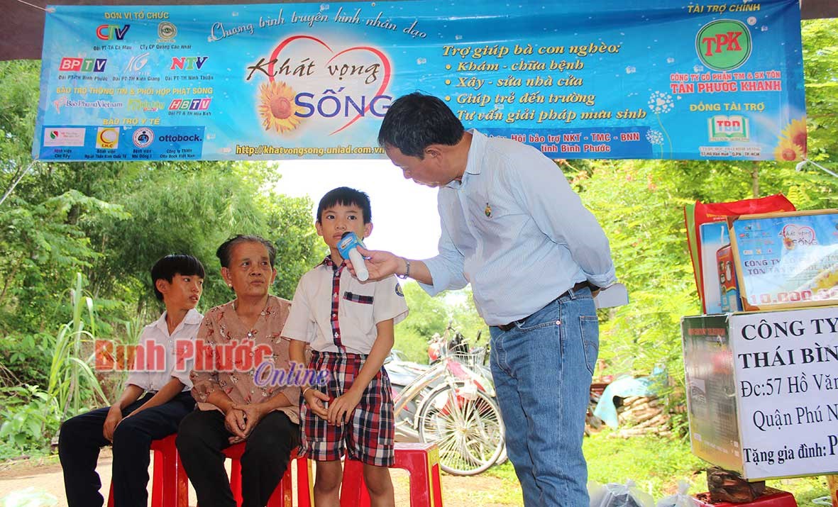 Tiếp thêm nghị lực đến trường cho trẻ mồ côi