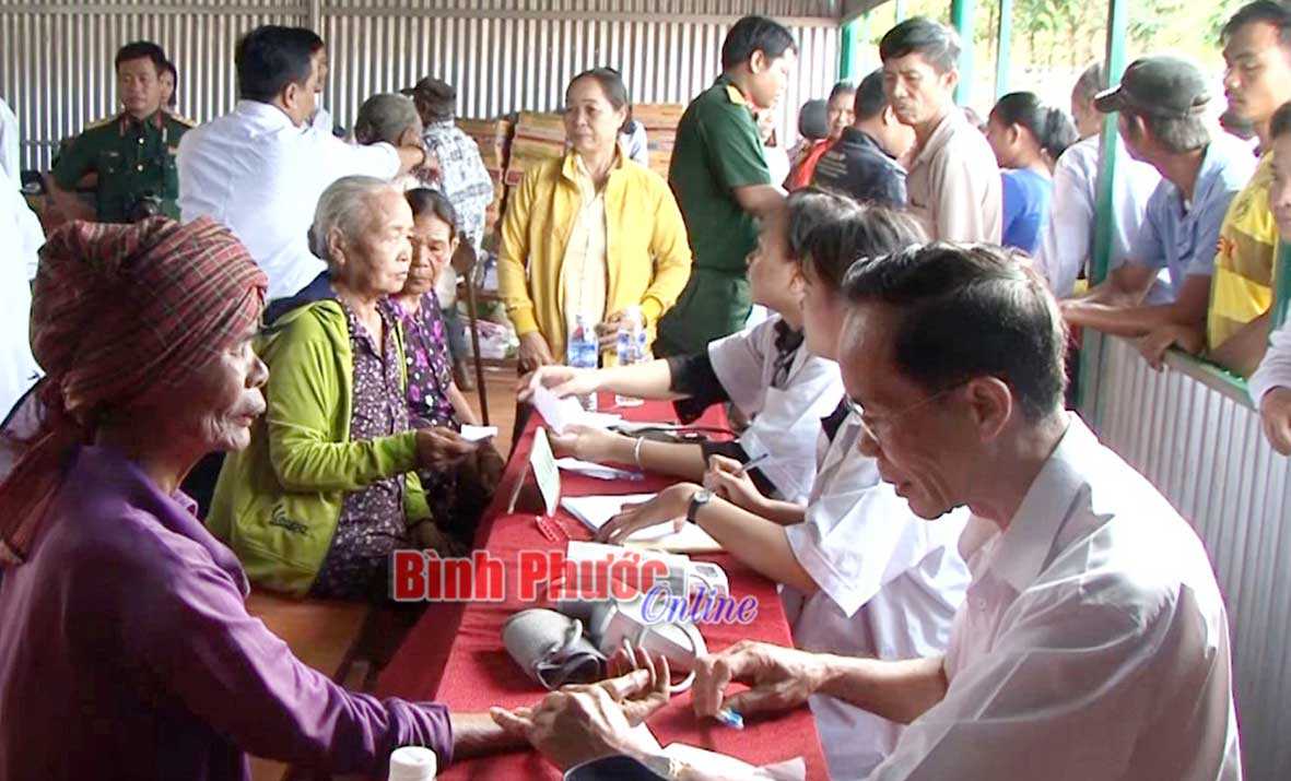 Đoàn Kinh tế - Quốc phòng 778: Vận động xây dựng 12 căn nhà tình thương