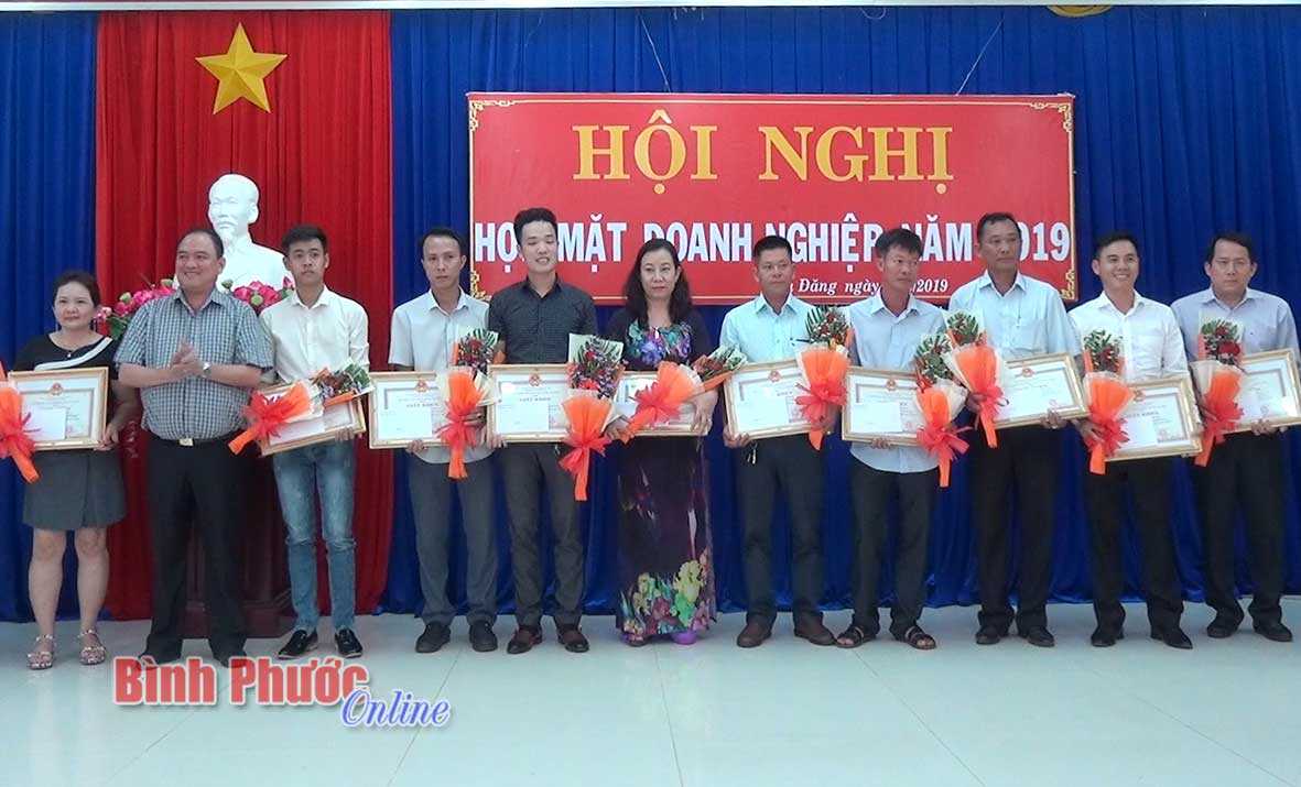 Bù Đăng họp mặt doanh nghiệp năm 2019