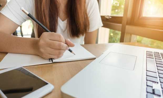 Chuyên gia tâm lý dạy bạn cách giải quyết nỗi lo trước kỳ thi đại học