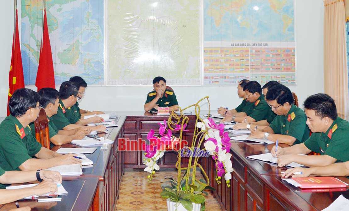 Bộ CHQS tỉnh kiểm tra c&ocirc;ng t&aacute;c qu&acirc;n sự, quốc ph&ograve;ng