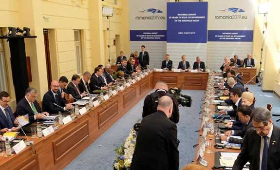 Liên minh châu Âu cam kết thống nhất sức mạnh sau nhiều năm chia rẽ