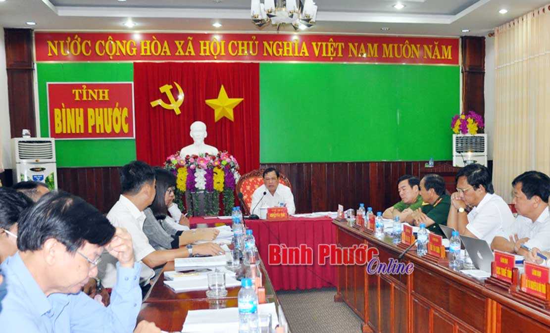 Tăng trưởng kinh tế 6 th&aacute;ng cao hơn kế hoạch trung b&igrave;nh cả năm