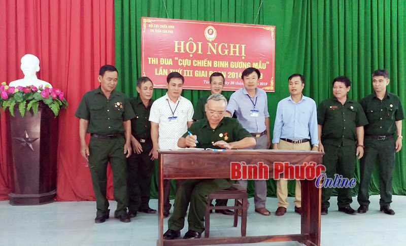 Hội CCB thị trấn Tân Phú 5 năm liền trong sạch vững mạnh