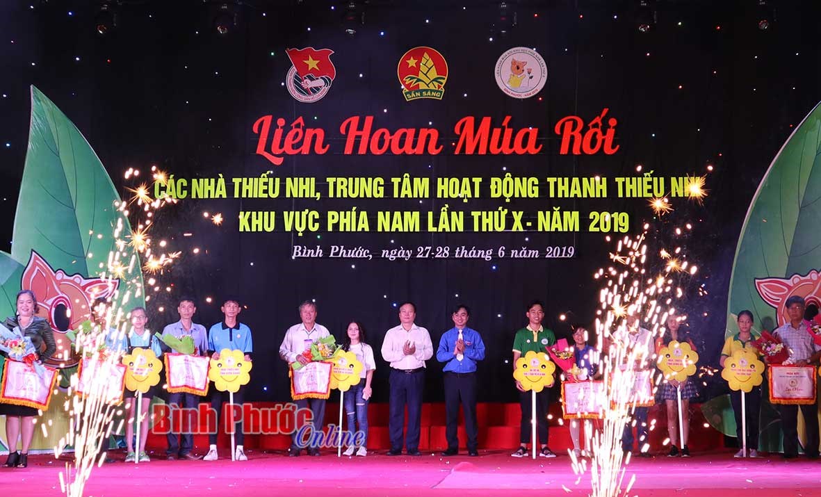 Khai mạc li&ecirc;n hoan m&uacute;a rối khu vực ph&iacute;a Nam lần thứ 10