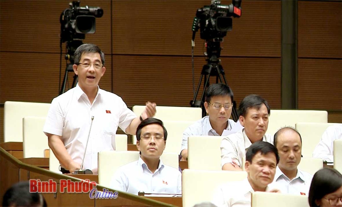 Phải ưu ti&ecirc;n trả nợ lương cho người lao động v&agrave; n&ocirc;̣p thuế 