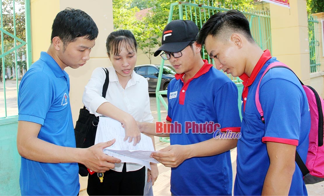 Ngày đầu thi THPT quốc gia: An toàn, nghiêm túc, đúng quy chế