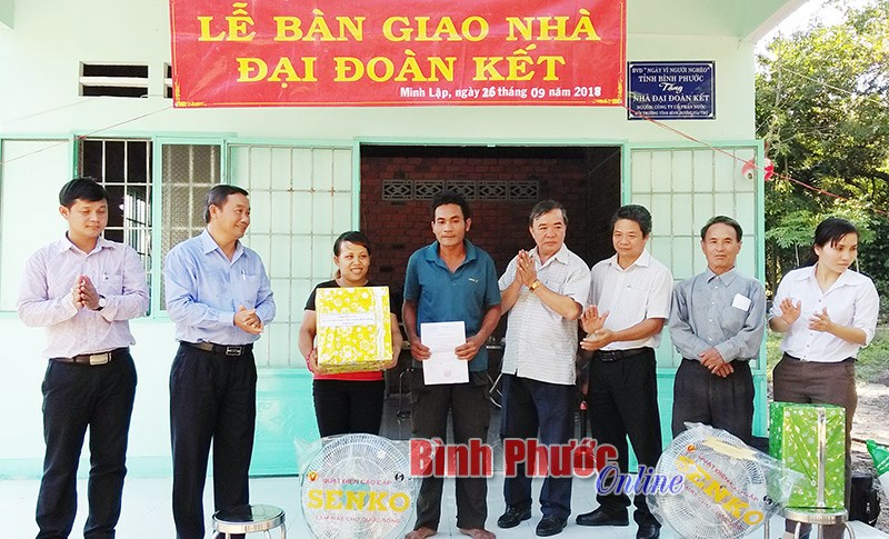 Chơn Th&agrave;nh khơi sức mạnh đo&agrave;n kết to&agrave;n d&acirc;n