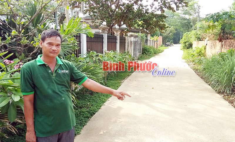 Nh&agrave; n&ocirc;ng l&agrave;m kinh tế giỏi, t&iacute;ch cực x&acirc;y dựng n&ocirc;ng th&ocirc;n mới