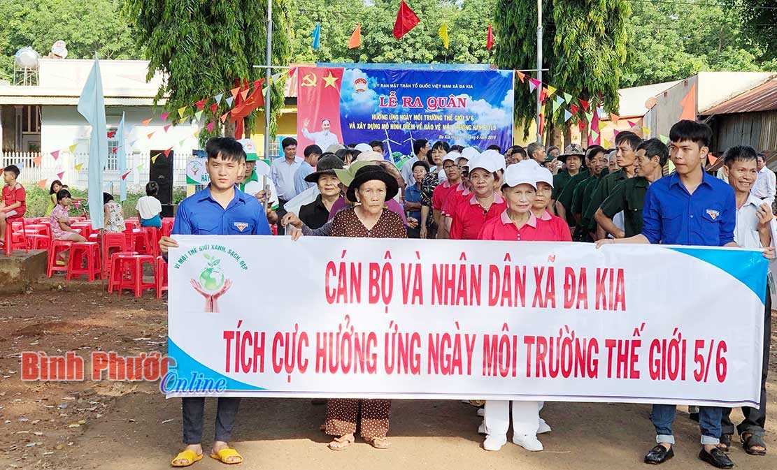 Ra quân hưởng ứng Ngày môi trường thế giới (5-6)