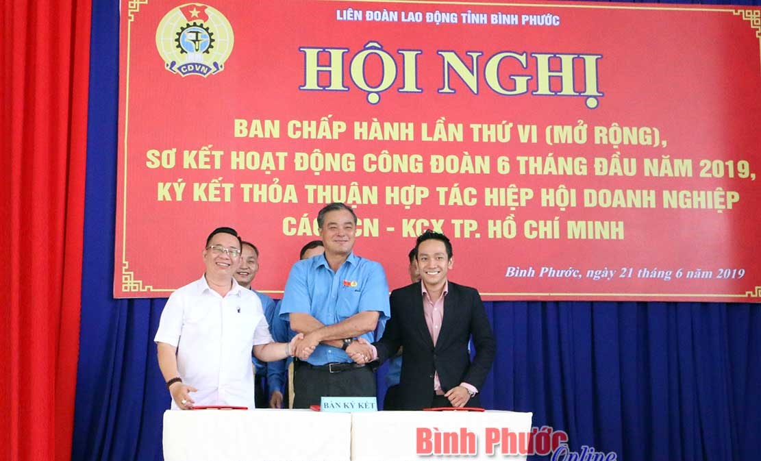 Thỏa thuận hợp t&aacute;c &ldquo;Ph&uacute;c lợi cho đo&agrave;n vi&ecirc;n v&agrave; người lao động&rdquo;