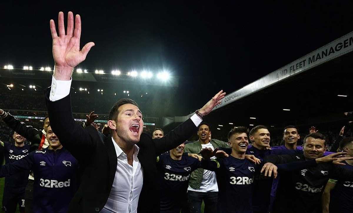 Hạ Leeds, đội bóng của Lampard góp mặt ở 'trận đắt giá nhất thế giới'