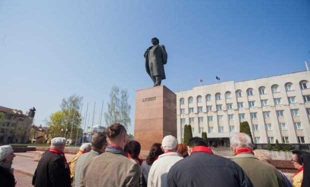 Đại diện Việt Nam tham dự kỷ niệm 149 năm ng&agrave;y sinh V. I. Lenin