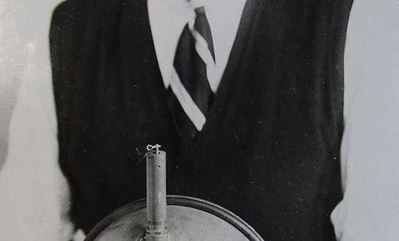 Mìn limpet-vũ khí cổ điển trong cuộc chiến trên biển