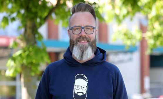 Đức: Người nước ngoài đầu tiên được bầu là thị trưởng một thành phố