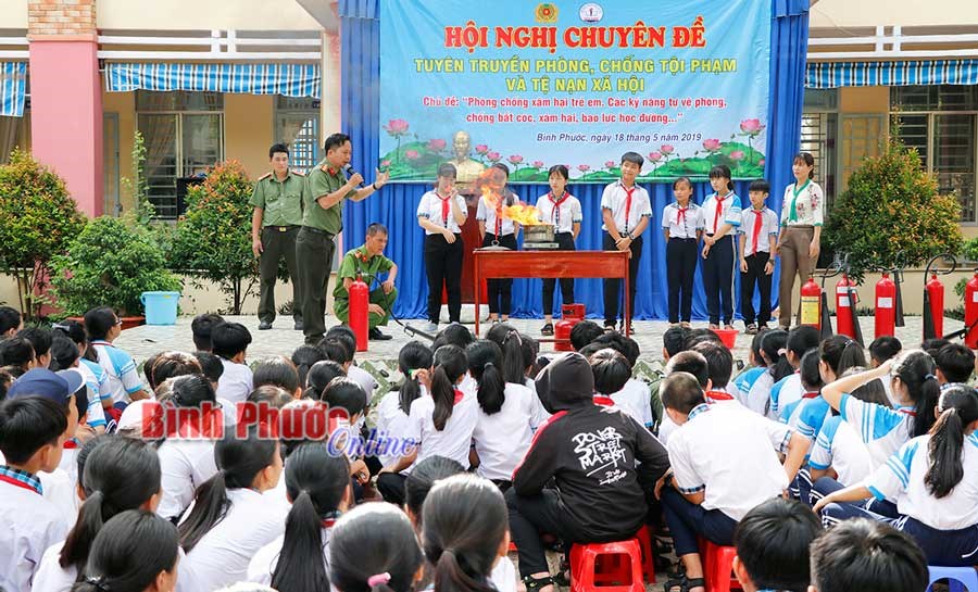 Tuyên truyền kỹ năng phòng, chống xâm hại và thoát hiểm