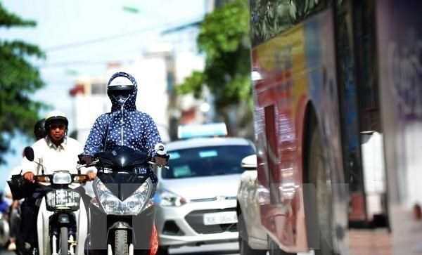 Miền Bắc bước vào đợt nắng nóng diện rộng, có nơi trên 40 độ C