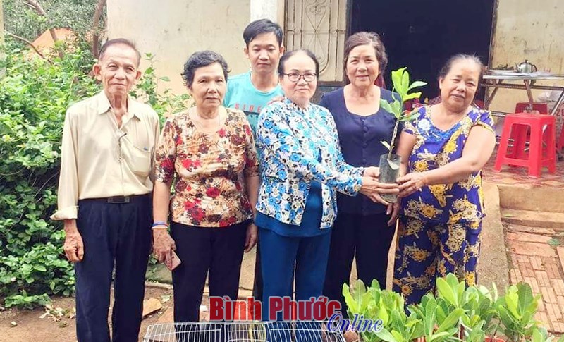 Khi nhà nông thi đua sản xuất, kinh doanh giỏi