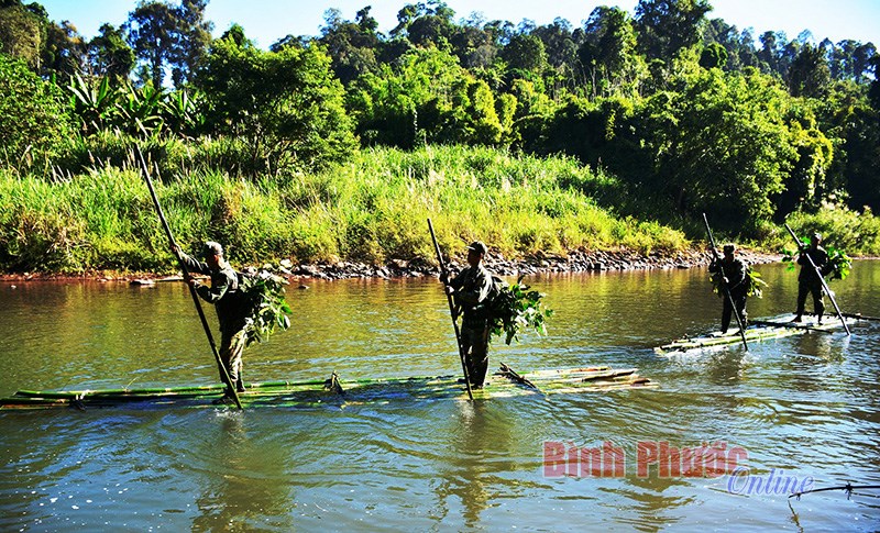 &ldquo;Du b&egrave;&rdquo; tuần tra bi&ecirc;n giới