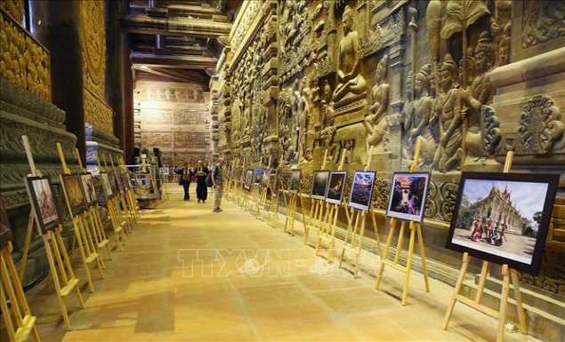 TTXVN triển l&atilde;m ảnh về Phật gi&aacute;o Việt Nam tại Vesak 2019