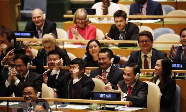 Việt Nam sẵn s&agrave;ng đ&oacute;ng g&oacute;p t&iacute;ch cực cho nỗ lực chung của quốc tế