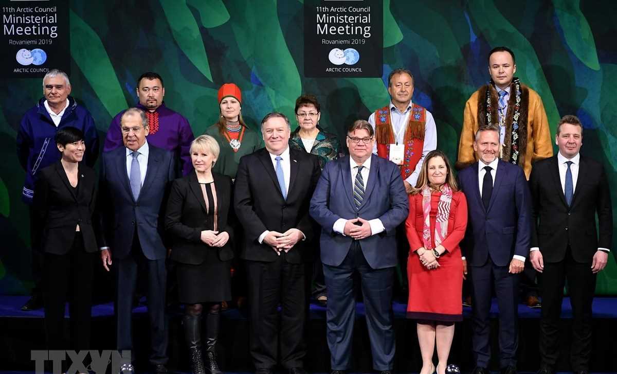 Cách đối phó với sự nóng lên toàn cầu về quyền kiểm soát Bắc Cực