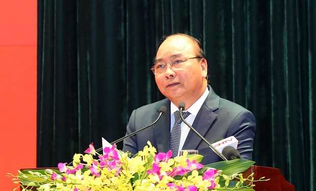 Thủ tướng trả lời chất vấn về n&acirc;ng cao chất lượng đội ngũ c&aacute;n bộ