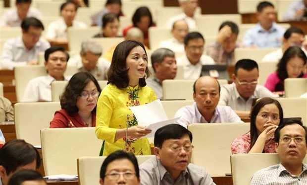 Truyền h&igrave;nh trực tiếp phi&ecirc;n thảo luận c&aacute;c vấn đề cử tri quan t&acirc;m