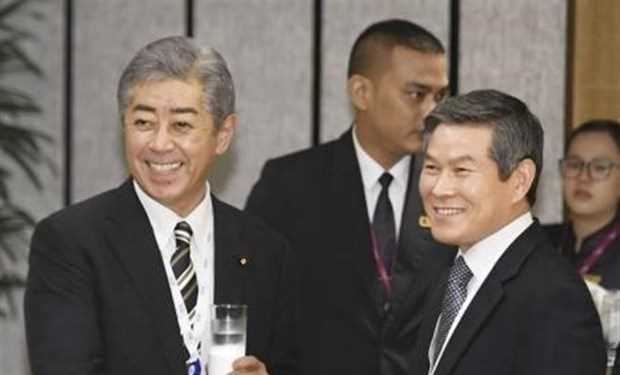 Bộ trưởng Quốc phòng Hàn Quốc, Mỹ, Nhật Bản hội đàm