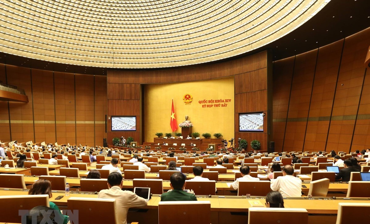 Quốc hội biểu quyết th&ocirc;ng qua 2 nghị quyết v&agrave; thảo luận 2 dự &aacute;n Luật