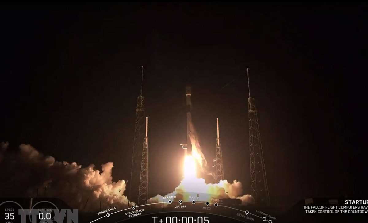 SpaceX thực hiện nhiệm vụ phóng tên lửa khó khăn nhất lịch sử