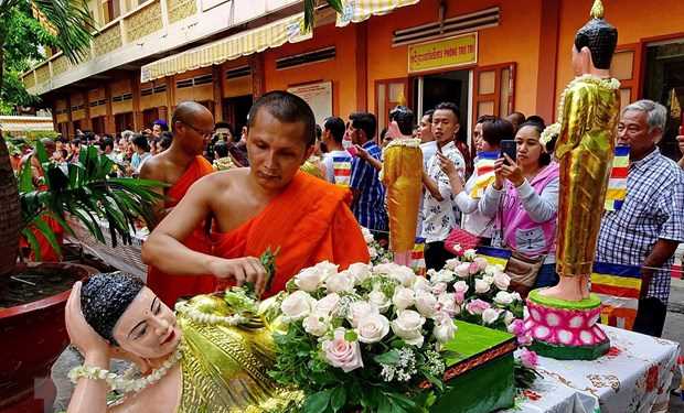 Thủ tướng gửi thư ch&uacute;c mừng Tết cổ truyền Ch&ocirc;l Chnăm Thm&acirc;y