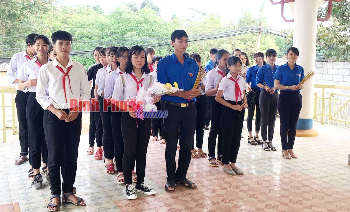 Nhiệt huyết, tận t&acirc;m với hoạt động đo&agrave;n - đội