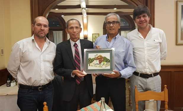 Th&uacute;c đẩy quan hệ hữu nghị v&agrave; hợp t&aacute;c Việt Nam-Uruguay