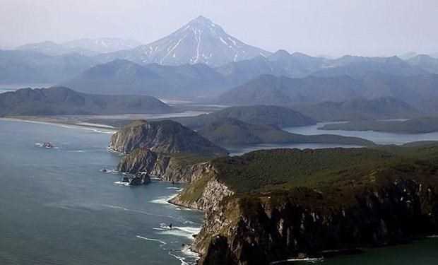 Nhật Bản phản ứng về chuyến thăm của Thủ tướng Nga tới đảo tranh chấp