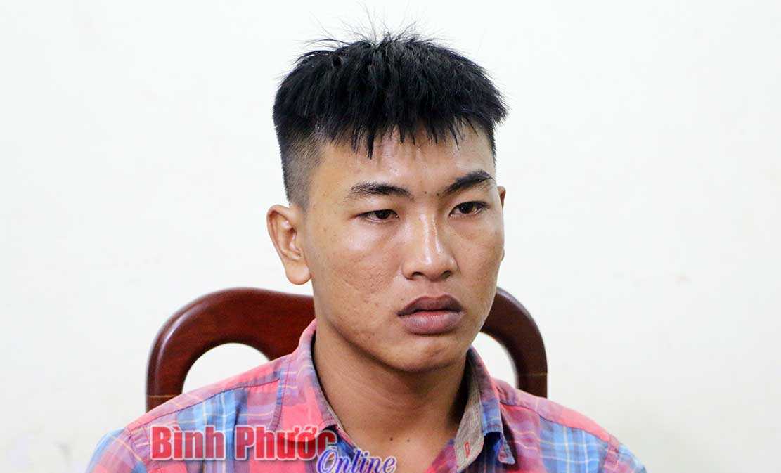 Bắt đối tượng gây ra hàng loạt vụ cướp giật điện thoại