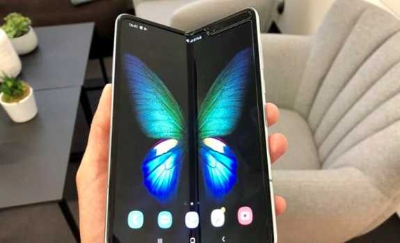 Samsung sẽ bán Galaxy Fold tại thị trường Mỹ từ ngày 27-9