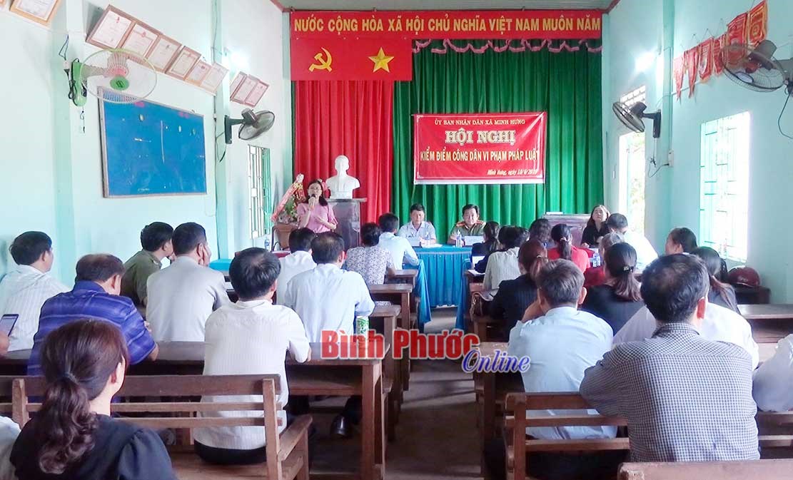 Mặt trận kh&ocirc;ng tiếng s&uacute;ng - B&agrave;i 2