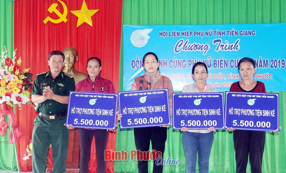 “Đồng hành với phụ nữ biên cương” tại Phước Thiện