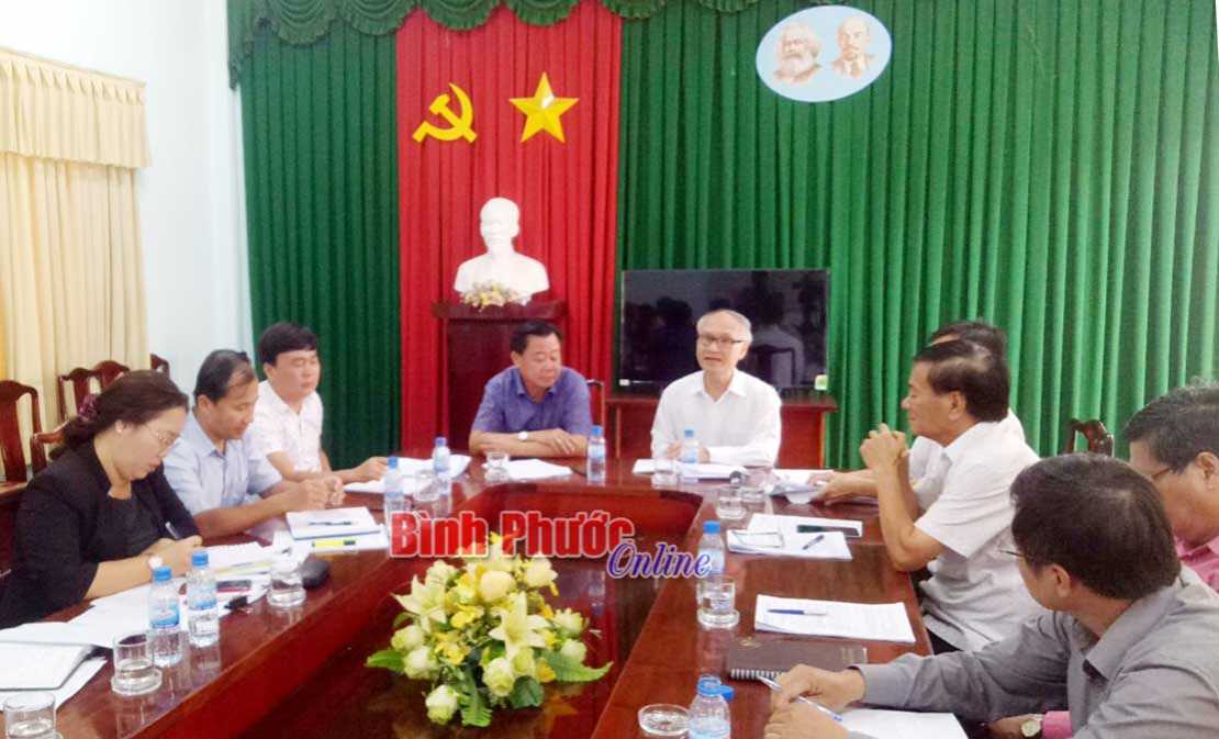 HĐND tỉnh gi&aacute;m s&aacute;t việc thực hiện ph&iacute; đường bộ