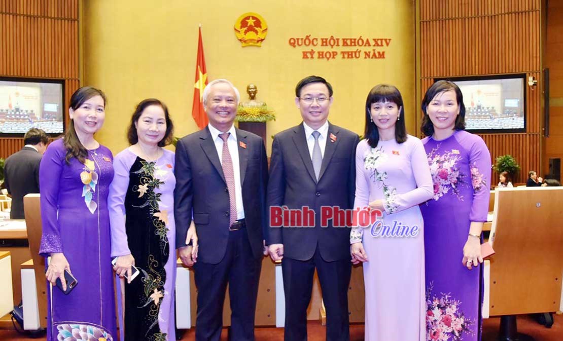 Ch&iacute;nh s&aacute;ch của Đảng n&acirc;ng cao vị thế nữ DTTS - B&agrave;i 1